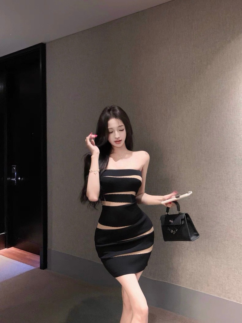 Black Strapless Bodycon Dress