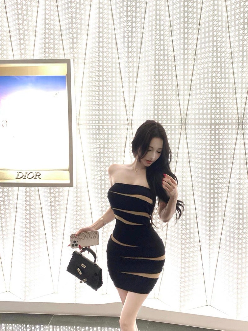 Black Strapless Bodycon Dress