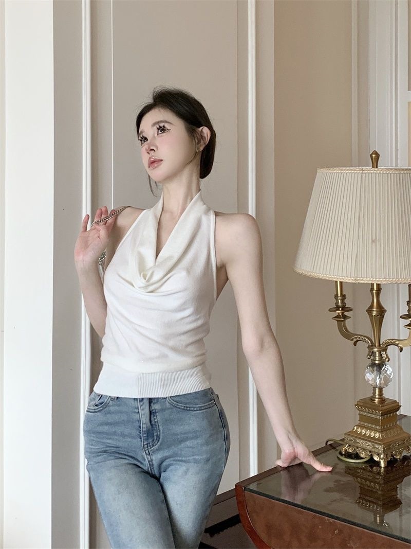 Women's Backless Halter Crop Top