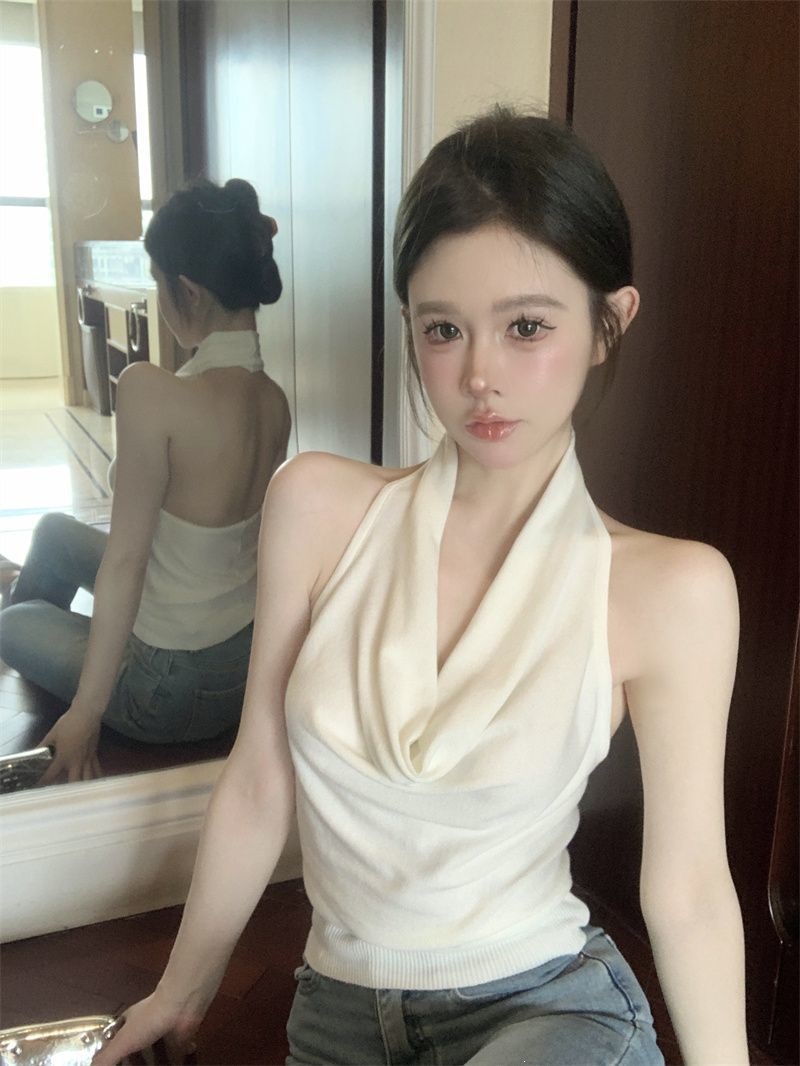 Women's Backless Halter Crop Top