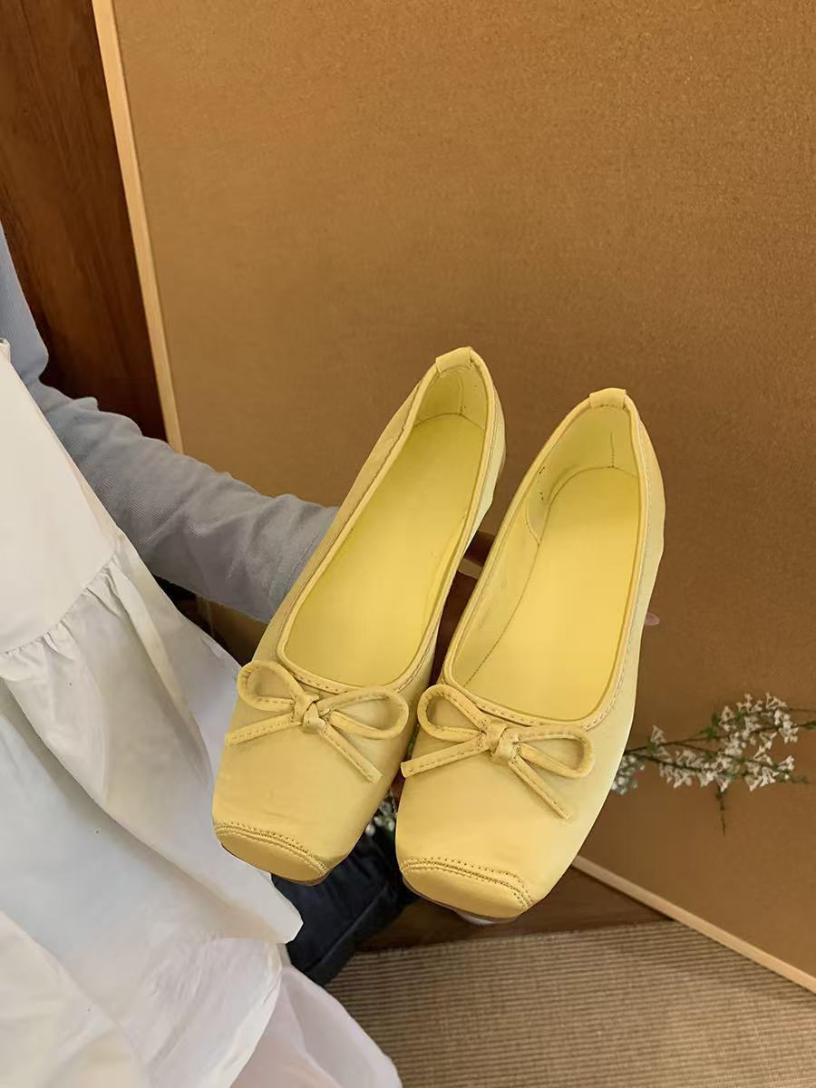 Velvet Bow Low Heel Lady Shoes
