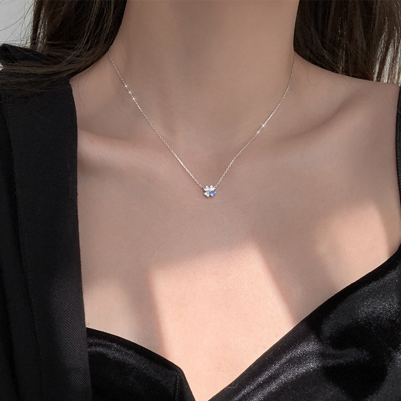 Four Leaf Clover Women's Necklace